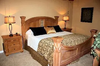 Racers Retreat Bed And Breakfast-2